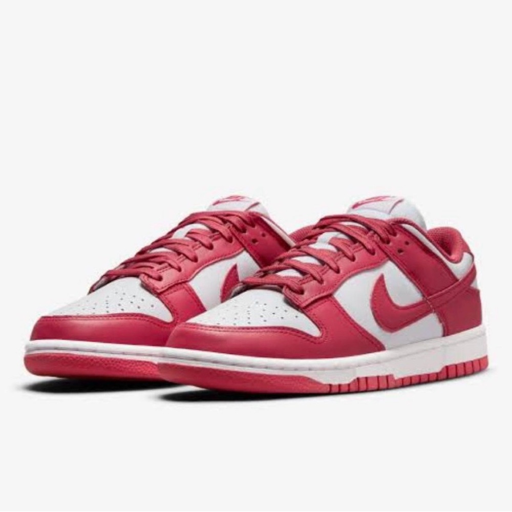 Nike Dunks